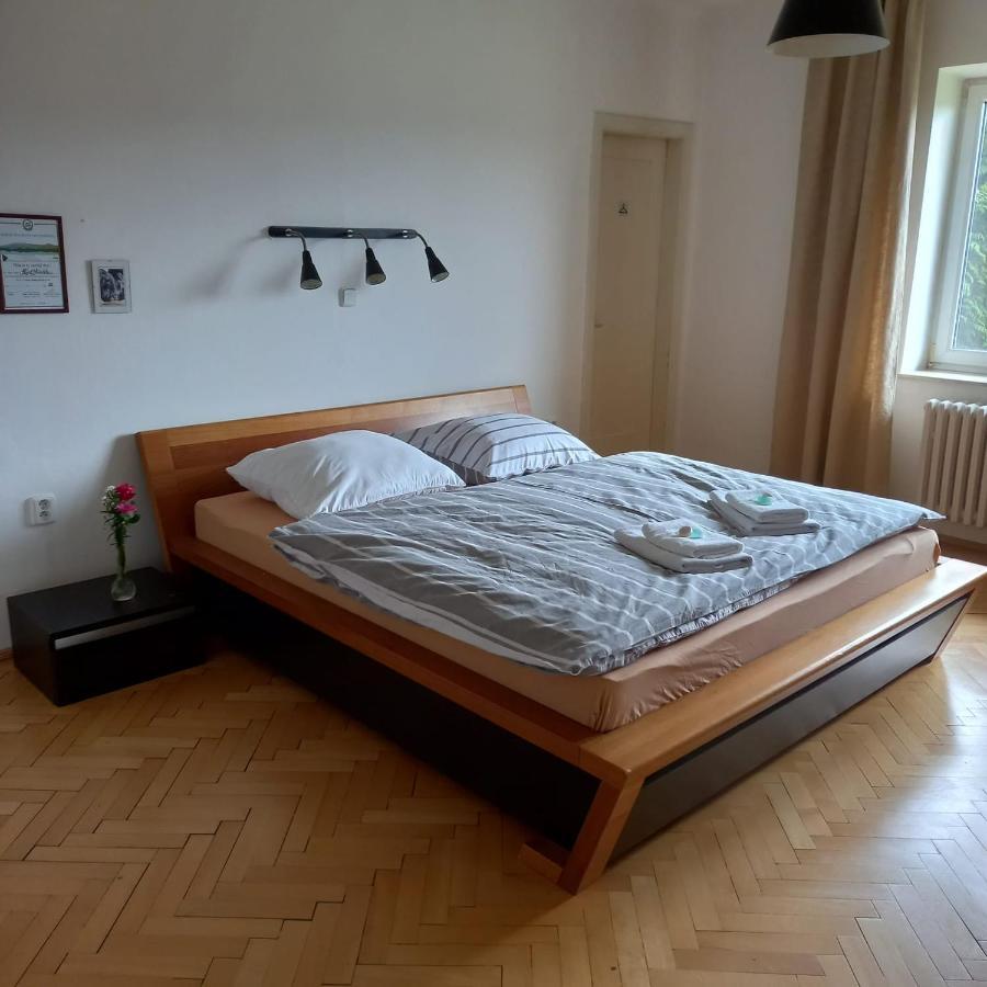 Vila Hesha Leilighet Český Krumlov Eksteriør bilde
